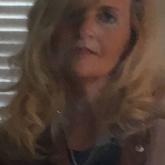 Meet your Posher, Susan - Picture 1 of 1